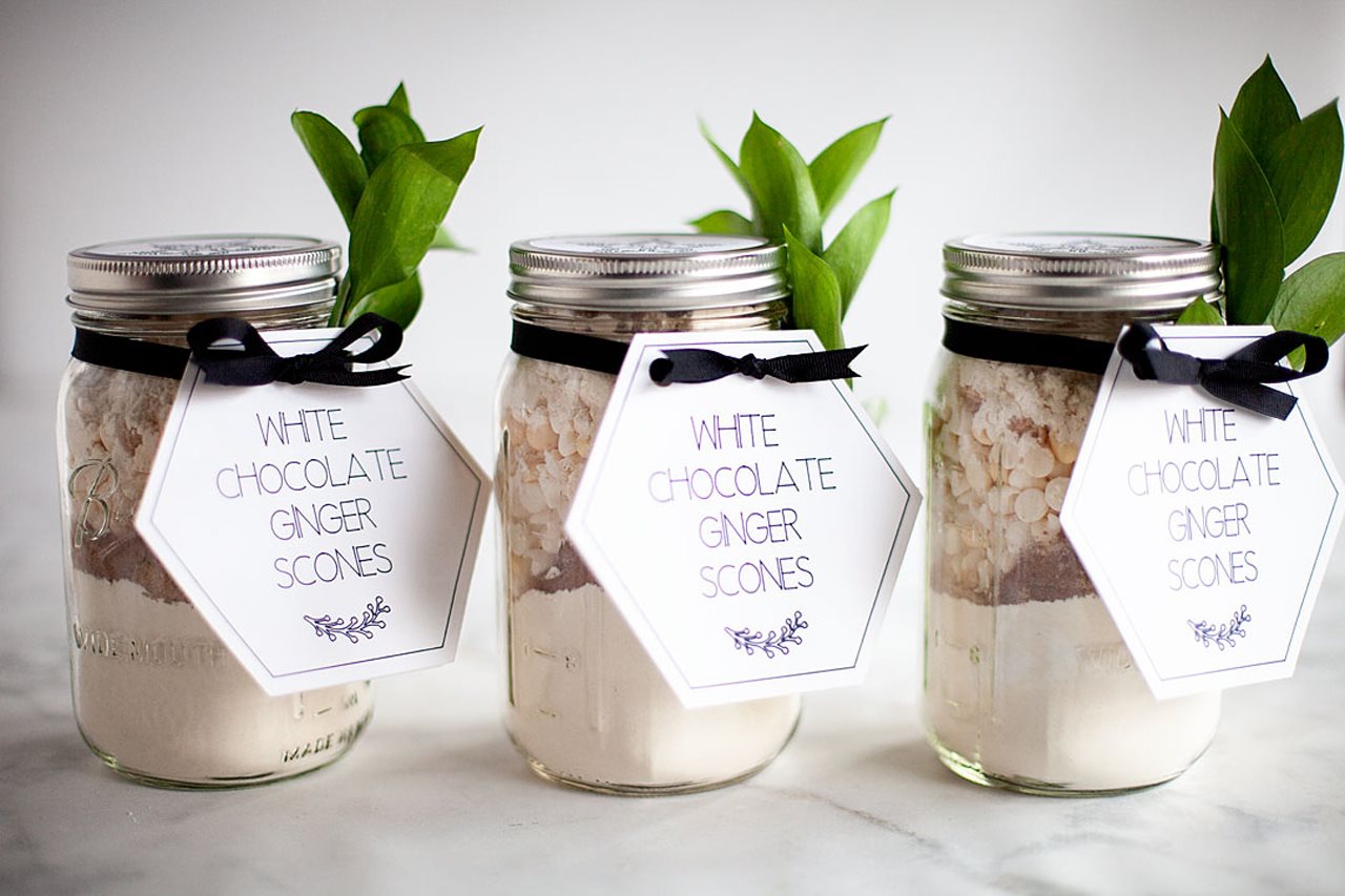 5 do-it-yourself creative mason jar gifts perfect for the holidays